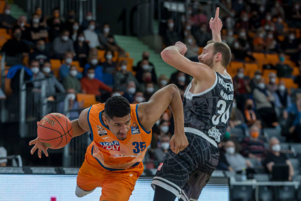 特城赢得英 特城赢得英