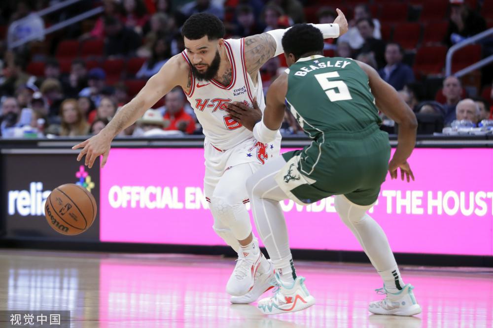 队友忙安抚 队友忙安抚