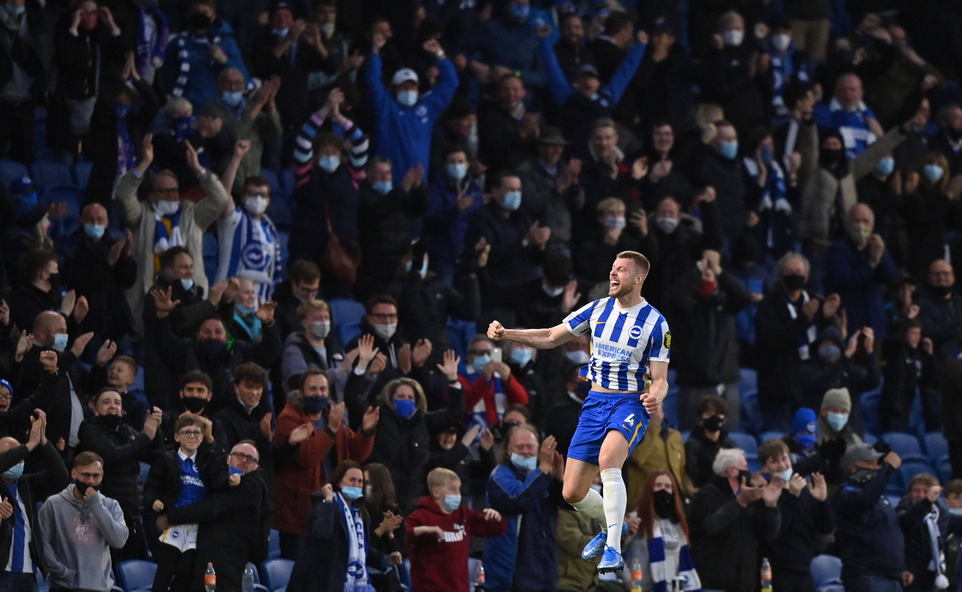 在2月3日 在2月3日