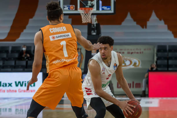 仅体现了雄 仅体现了雄